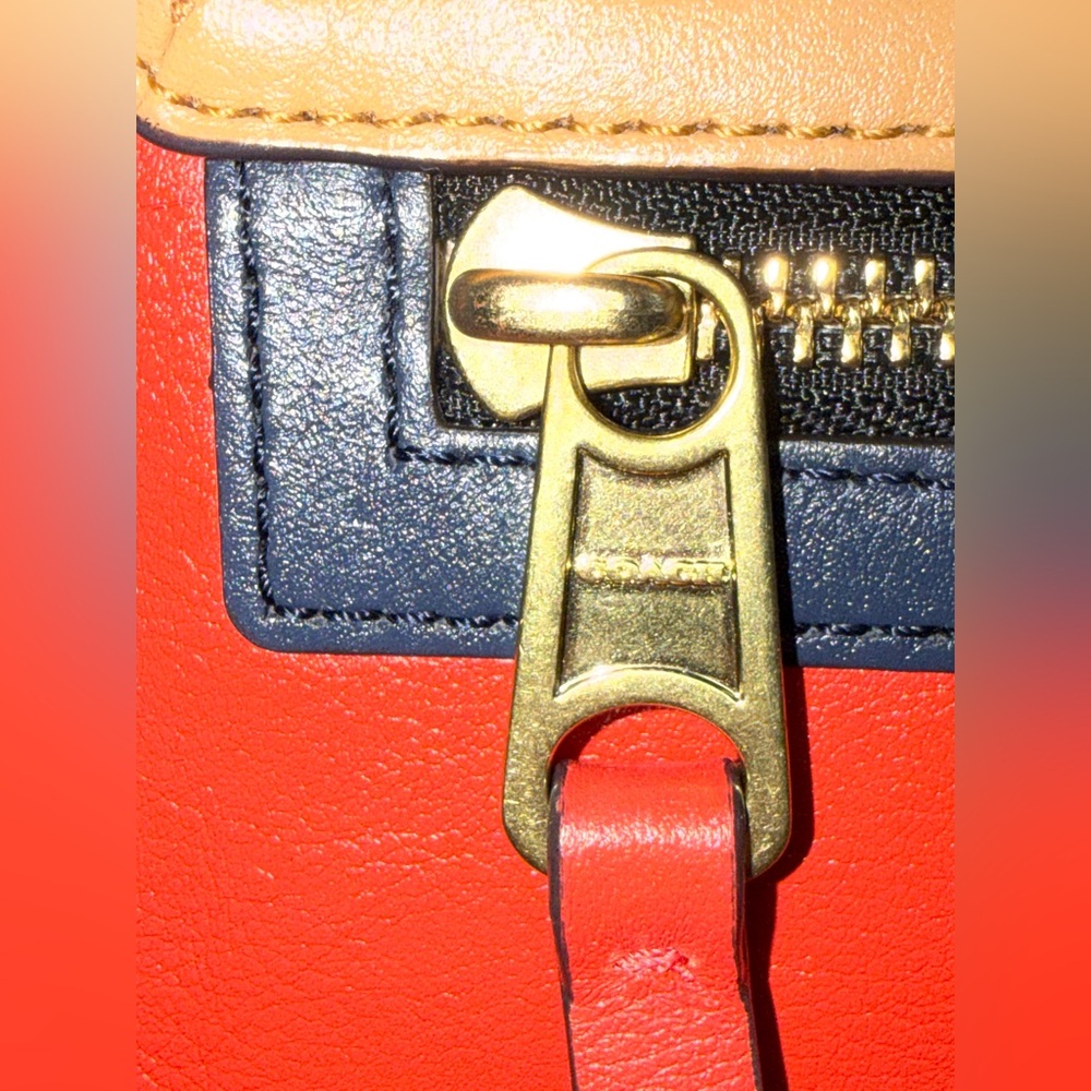 COACH LEGACY COLOR BLOCK TASSLE LEATHER CROSSBODY BAG EUC #19898 - Picture 9 of 14